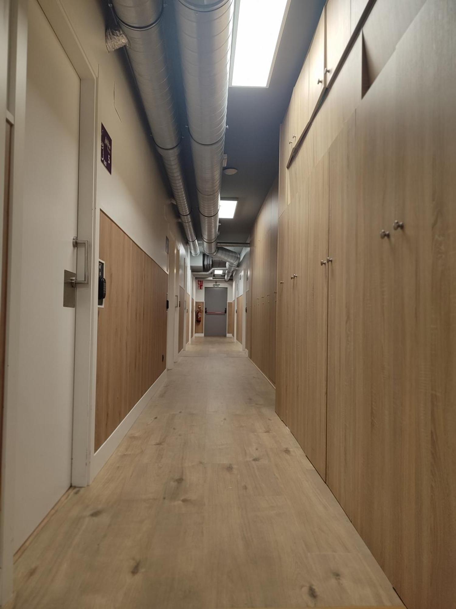 Bilbao Metropolitan Hostel By Bossh Hotels Екстер'єр фото
