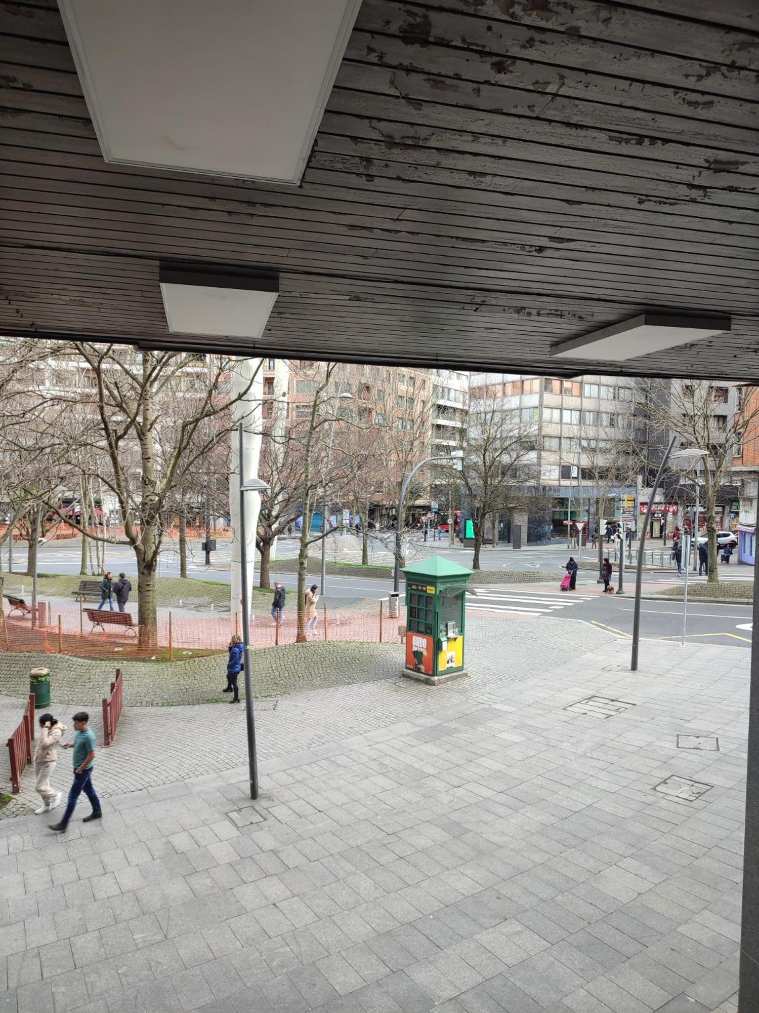 Bilbao Metropolitan Hostel By Bossh Hotels Екстер'єр фото