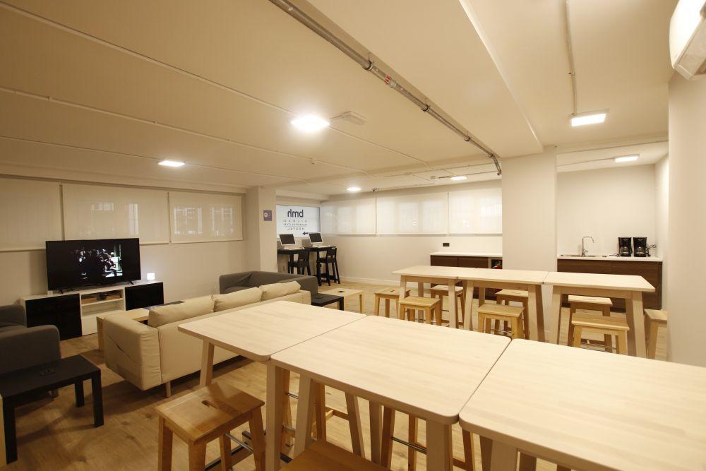 Bilbao Metropolitan Hostel By Bossh Hotels Екстер'єр фото