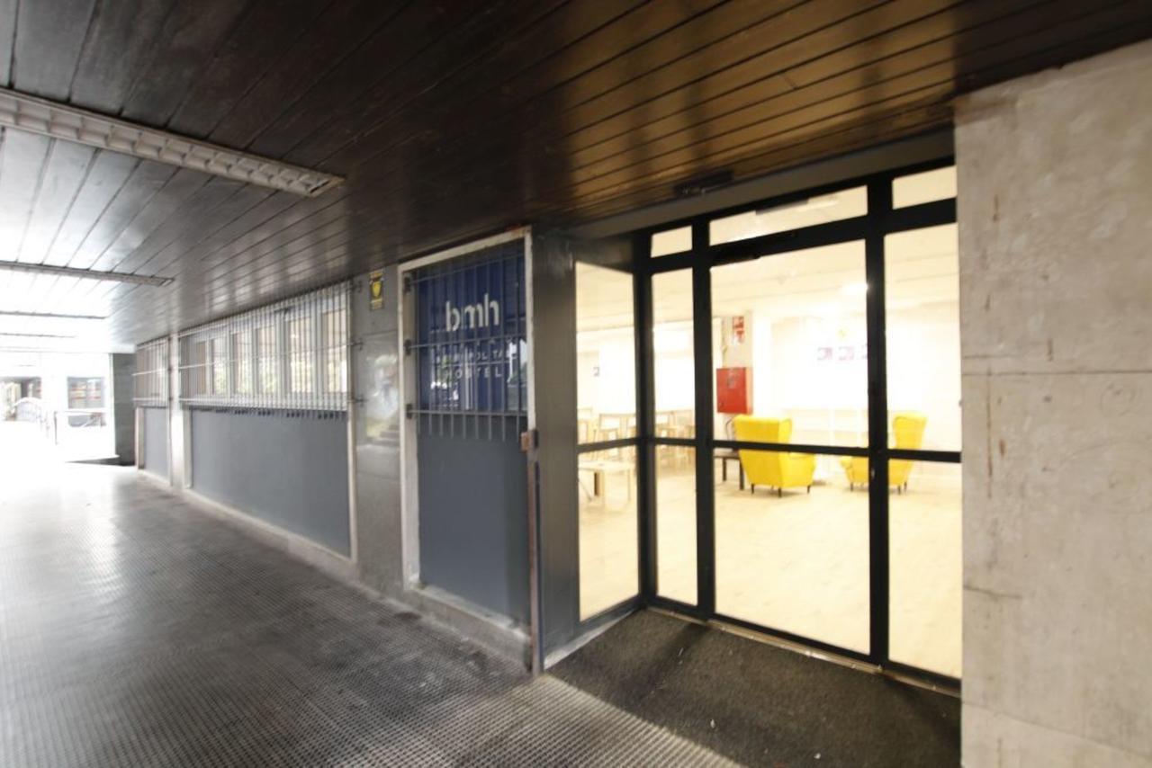 Bilbao Metropolitan Hostel By Bossh Hotels Екстер'єр фото
